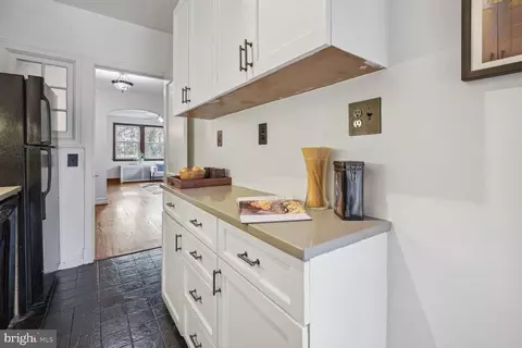 4001 Davis Pl NW #3, Washington, DC 20007 photo 9