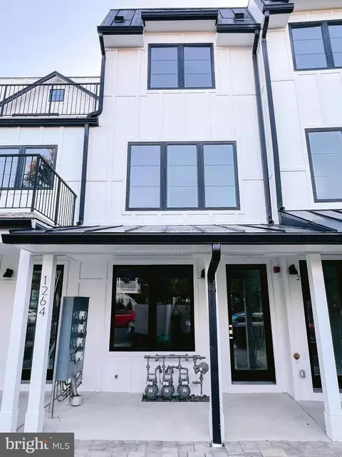 1264 Holbrook Ter NE UNIT B, Washington, DC 20002