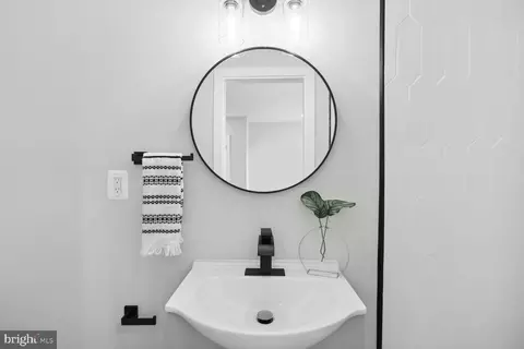 56 53rd St SE, Washington, DC 20019 photo 29