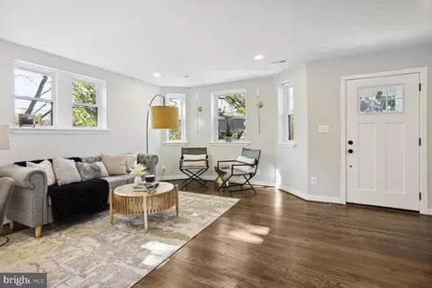 56 53rd St SE, Washington, DC 20019 photo 4