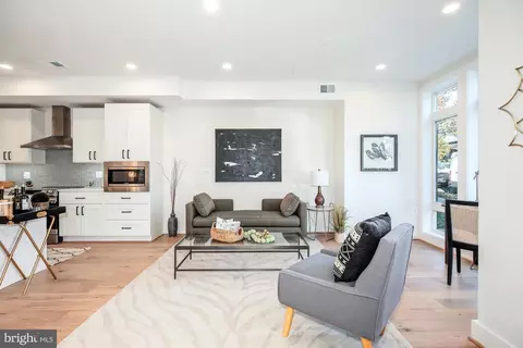 5512 7th St NW, Washington, DC 20011 photo 4