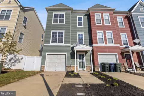 5019 Kimi Gray Ct SE, Washington, DC 20019