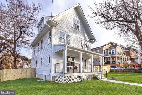 3017 16th St NE, Washington, DC 20018