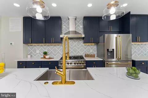 1519 D St NE, Washington, DC 20002 photo 9