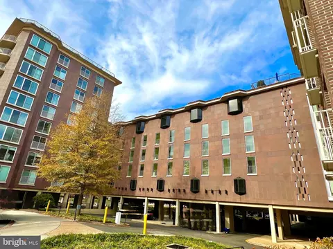520 N Street St SW #S-213, Washington, DC 20024