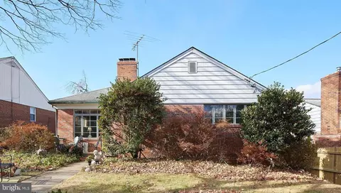 5120 33rd St NW, Washington, DC 20008