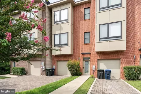 2467 Elvans Rd SE, Washington, DC 20020 photo 2