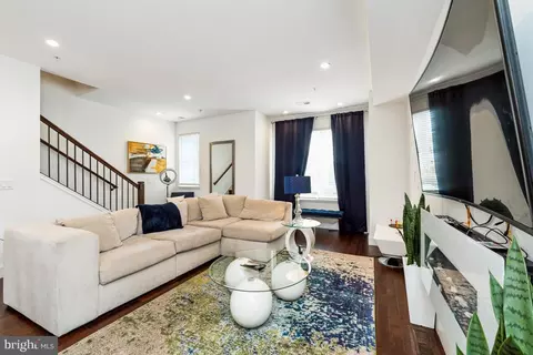 2467 Elvans Rd SE, Washington, DC 20020 photo 3