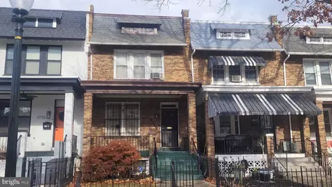1712 C St NE, Washington, DC 20002