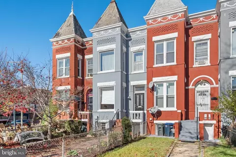 1002 K St NE, Washington, DC 20002 photo 2