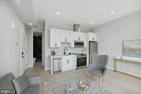 2213 M St NE #10, Washington, DC 20002 photo 4