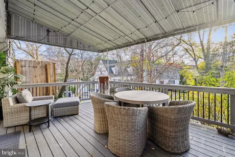 5012 V St NW, Washington, DC 20007