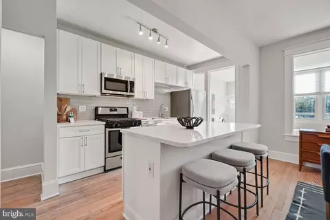 323 L St NE, Washington, DC 20002 photo 9