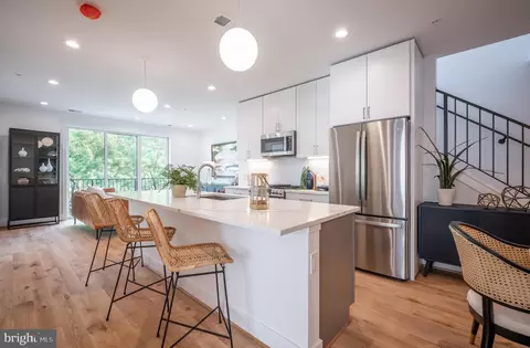2217 40th Pl NW #PH22, Washington, DC 20007 photo 4
