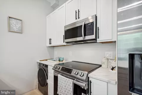 2213 M St NE #14, Washington, DC 20002 photo 9