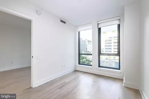 1211 Van St SE #407, Washington, DC 20003 photo 8