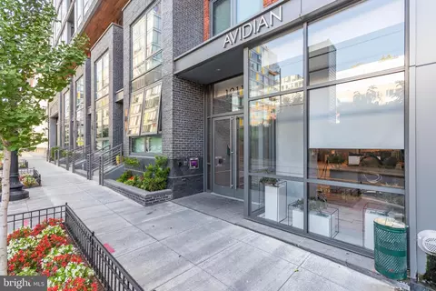 1211 Van St SE #407, Washington, DC 20003