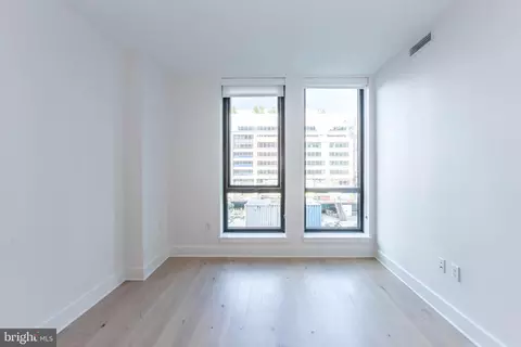 1211 Van St SE #407, Washington, DC 20003 photo 6