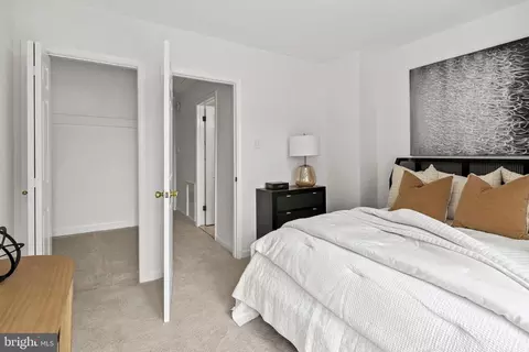 1340 L St SE, Washington, DC 20003 photo 40