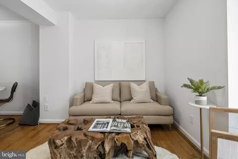 1340 L St SE, Washington, DC 20003 photo 23