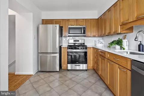 1340 L St SE, Washington, DC 20003 photo 30