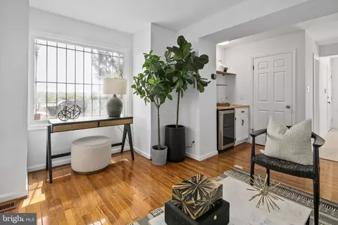 1340 L St SE, Washington, DC 20003 photo 14