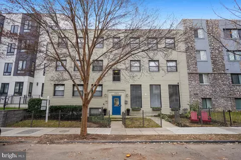 1323 K St SE #201, Washington, DC 20003