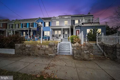 403 Missouri Ave NW, Washington, DC 20011