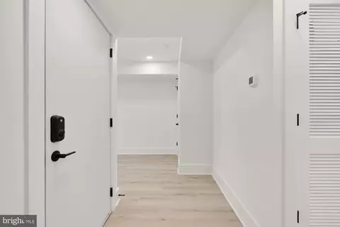 Entry Way - 1006 Florida Ave NE #C102, Washington, DC 20002 photo 3 of 5