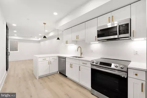 Kitchen - 1006 Florida Ave NE #C102, Washington, DC 20002 photo 5 of 7