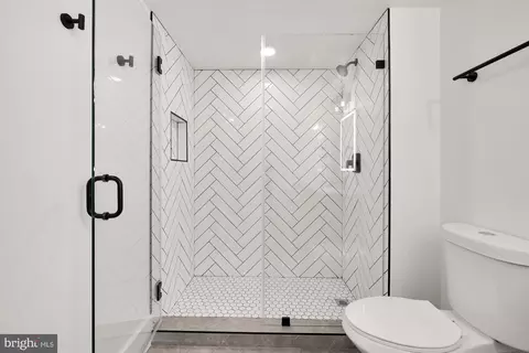 Bath - 1006 Florida Ave NE #C102, Washington, DC 20002 photo 3 of 3