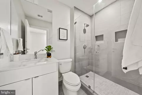 1708 16th St NW #5, Washington, DC 20009 photo 22