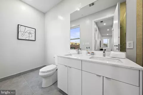 1708 16th St NW #5, Washington, DC 20009 photo 18