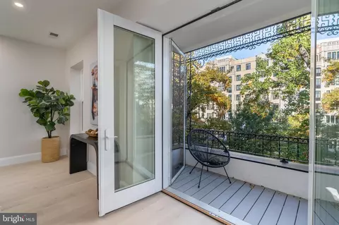 1708 16th St NW #5, Washington, DC 20009 photo 13