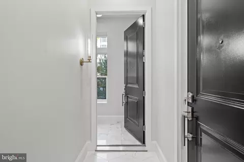 1708 16th St NW #5, Washington, DC 20009 photo 2