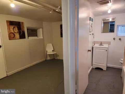 737 Gresham Pl NW, Washington, DC 20001 photo 26