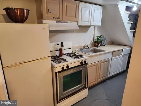 737 Gresham Pl NW, Washington, DC 20001 photo 27