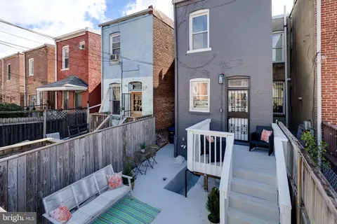 Exterior - 1314 Emerald St NE, Washington, DC 20002 photo 3 of 9