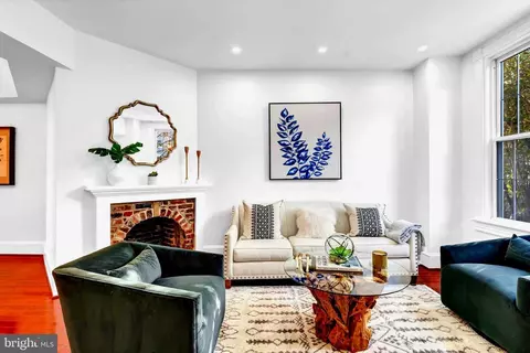 Living - 1314 Emerald St NE, Washington, DC 20002 photo 8 of 9
