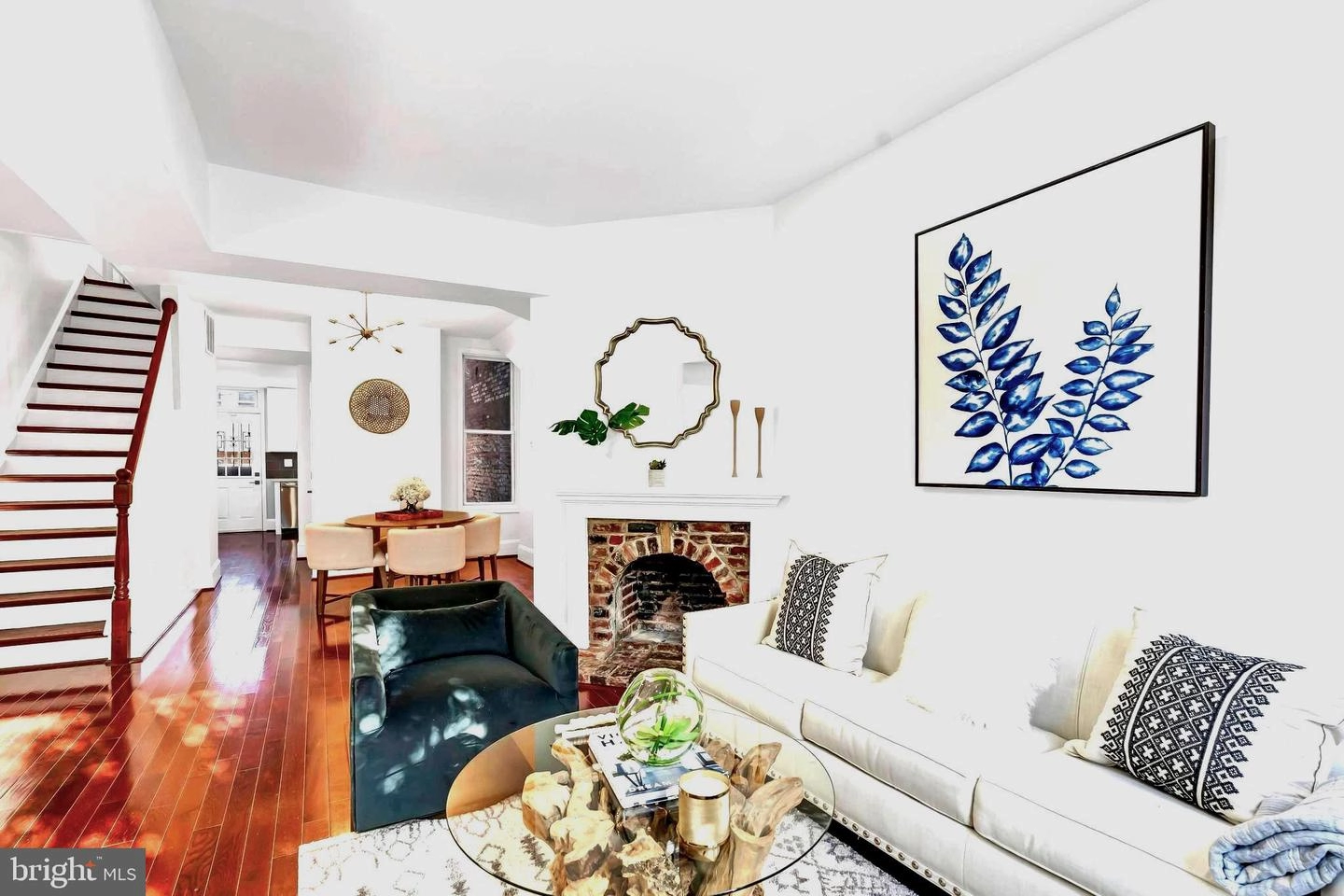 Living - 1314 Emerald St NE, Washington, DC 20002 photo 6 of 9