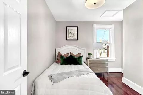 Bedroom - 1314 Emerald St NE, Washington, DC 20002 photo 6 of 10