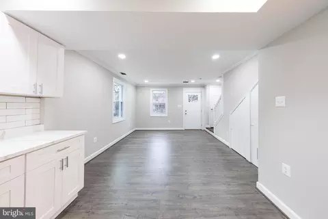 235 55th St NE, Washington, DC 20019 photo 4