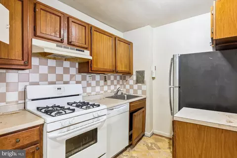 1920 Naylor Rd SE #106, Washington, DC 20020 photo 8