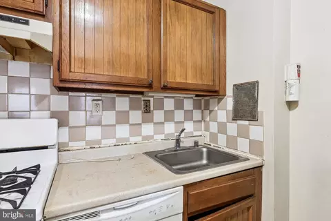 1920 Naylor Rd SE #106, Washington, DC 20020 photo 9