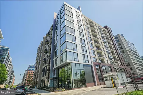 37 L St SE #304, Washington, DC 20003 photo 2