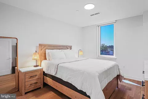 37 L St SE #304, Washington, DC 20003 photo 15