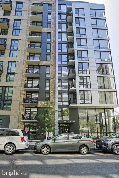 37 L St SE #304, Washington, DC 20003 photo 38