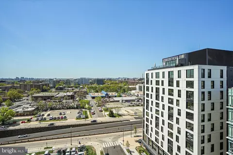 37 L St SE #304, Washington, DC 20003 photo 36