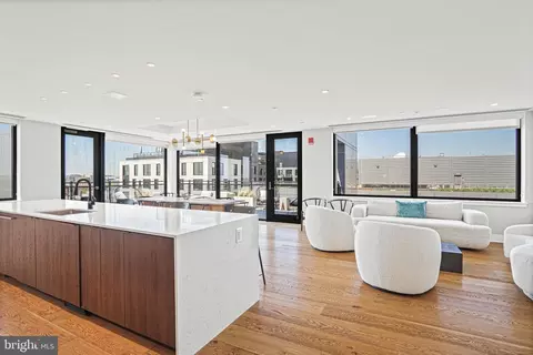 37 L St SE #304, Washington, DC 20003 photo 31