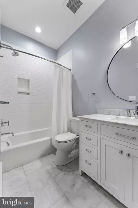 504 C St NE #3, Washington, DC 20002 photo 23